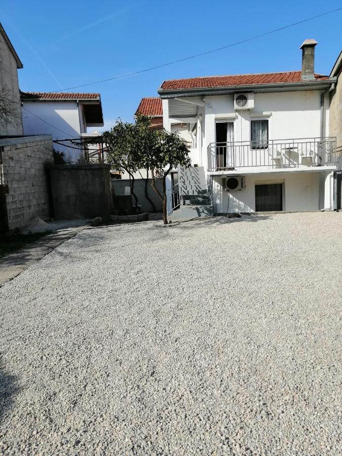 Apartmani Taki Mostar Bagian luar foto