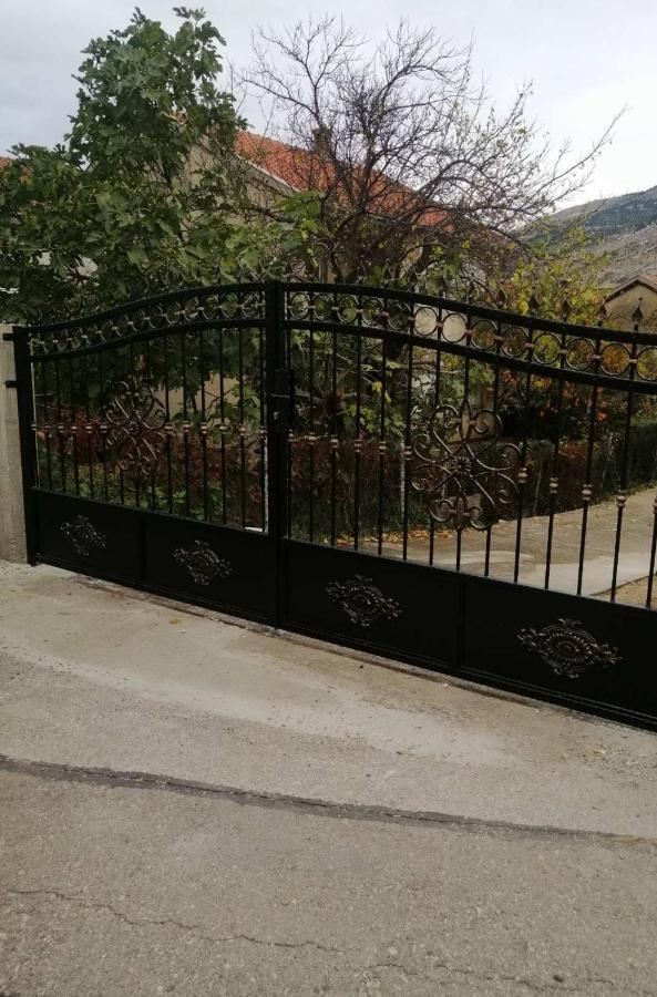 Apartmani Taki Mostar Bagian luar foto